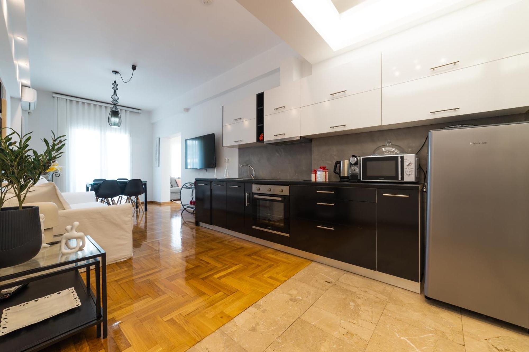 Apartment In Glyfada Center Афины Экстерьер фото