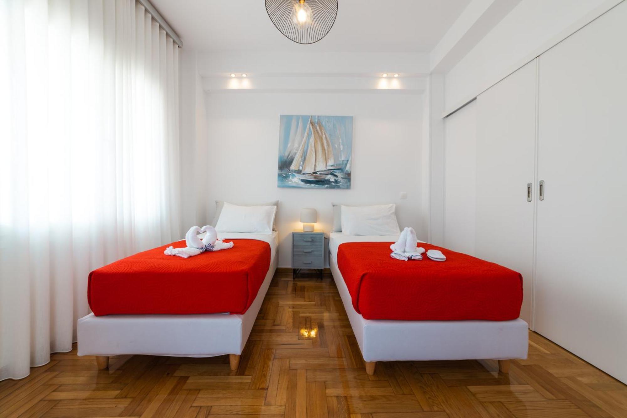 Apartment In Glyfada Center Афины Экстерьер фото