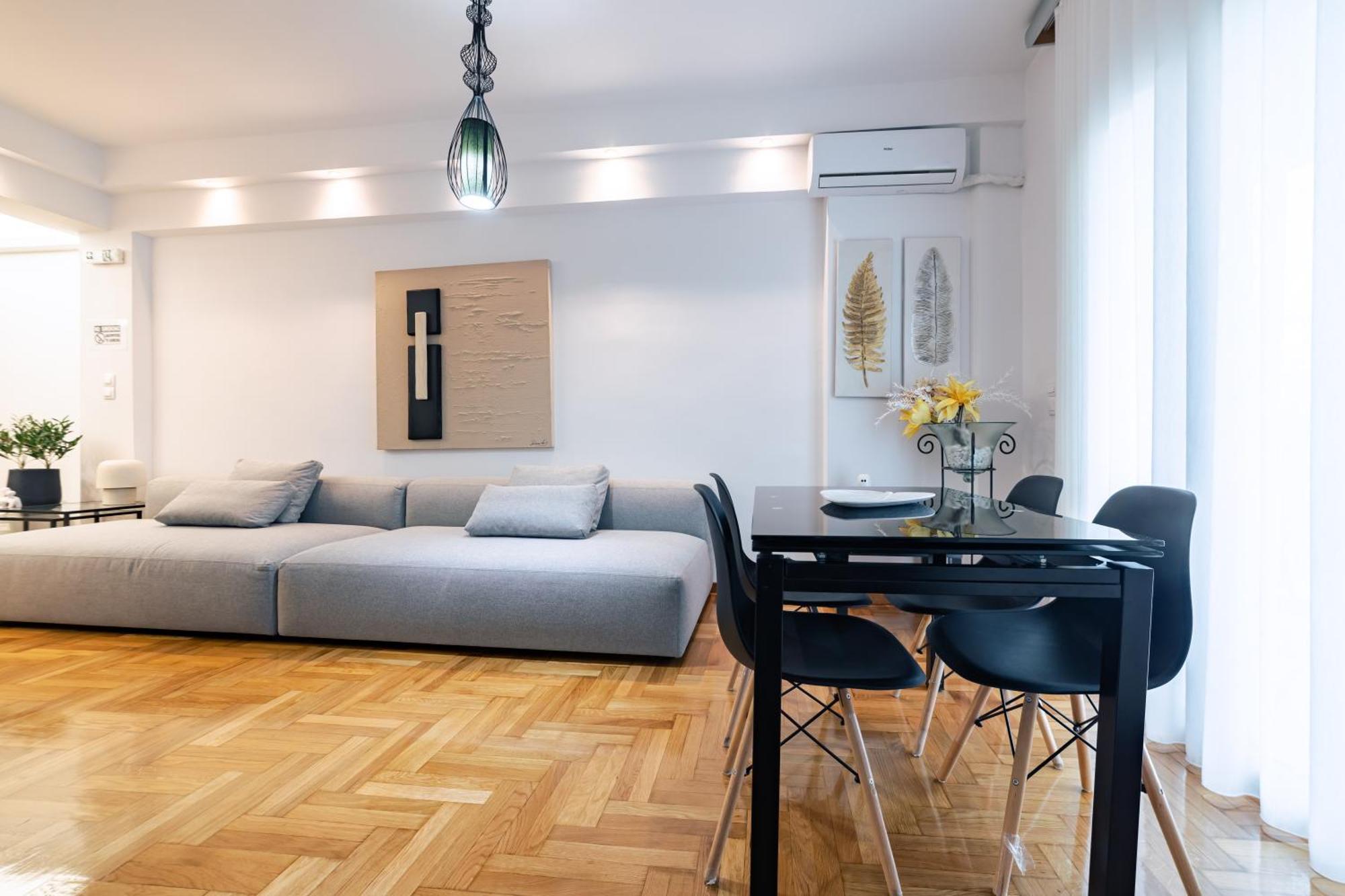 Apartment In Glyfada Center Афины Экстерьер фото